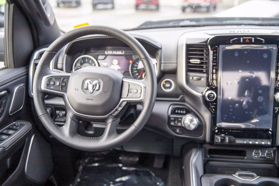 RAM 1500 Laramie 1C6SRFJT7NN141448 94089