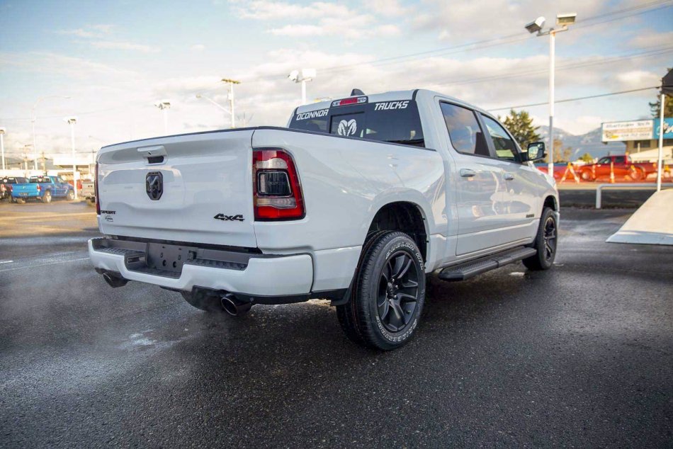 RAM 1500 Sport 1C6SRFVT5NN196328 96495