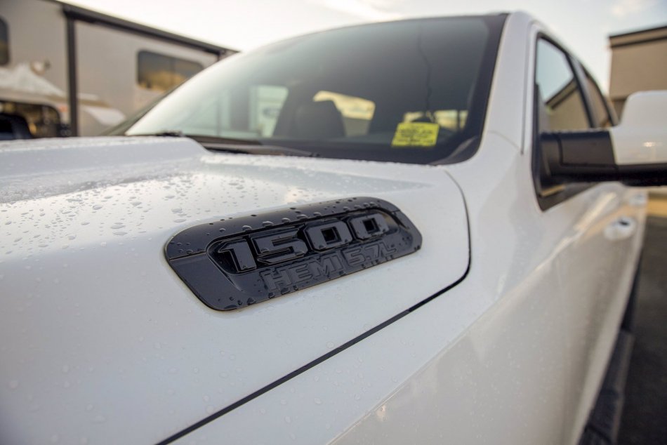 RAM 1500 Sport 1C6SRFVT5NN196328 96498