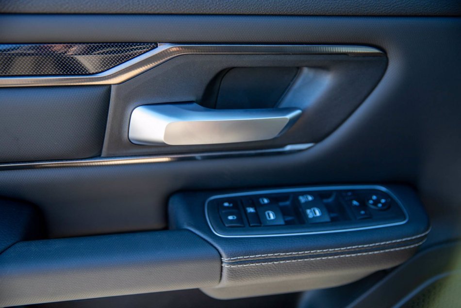 RAM 1500 Rebel 1C6SRFLT8NN155078 97646