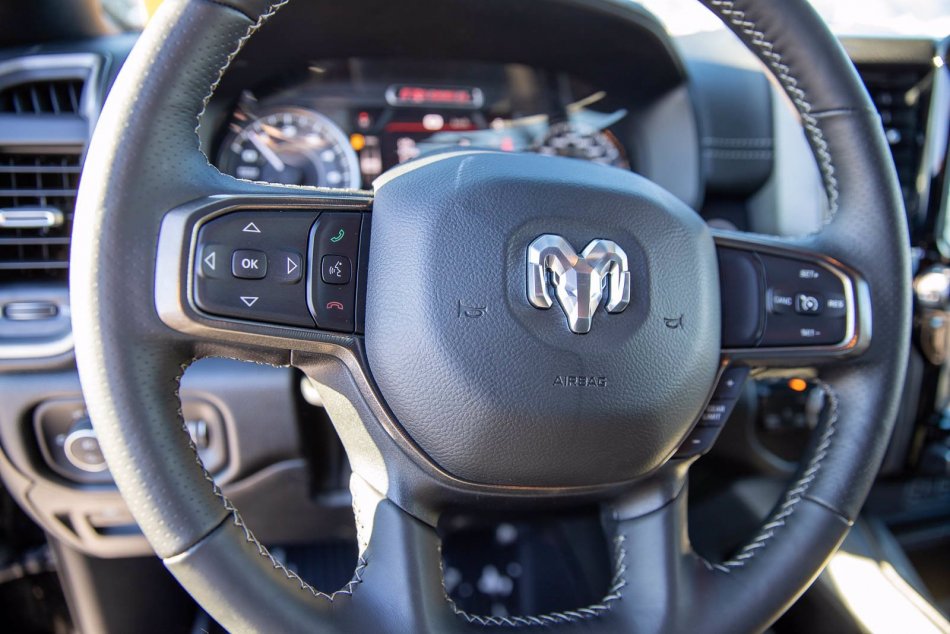 RAM 1500 Rebel 1C6SRFLT8NN155078 97647