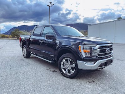images/upload/November_2021/CN-10-2021_FORD_F-150_XLT_4WD_SUPERCREW-winter-driving-bc.jpeg"alt="A 2021 Ford F-150 XLT parked on Skaha Ford's new vehicle lot in Penticton BC"/></a>