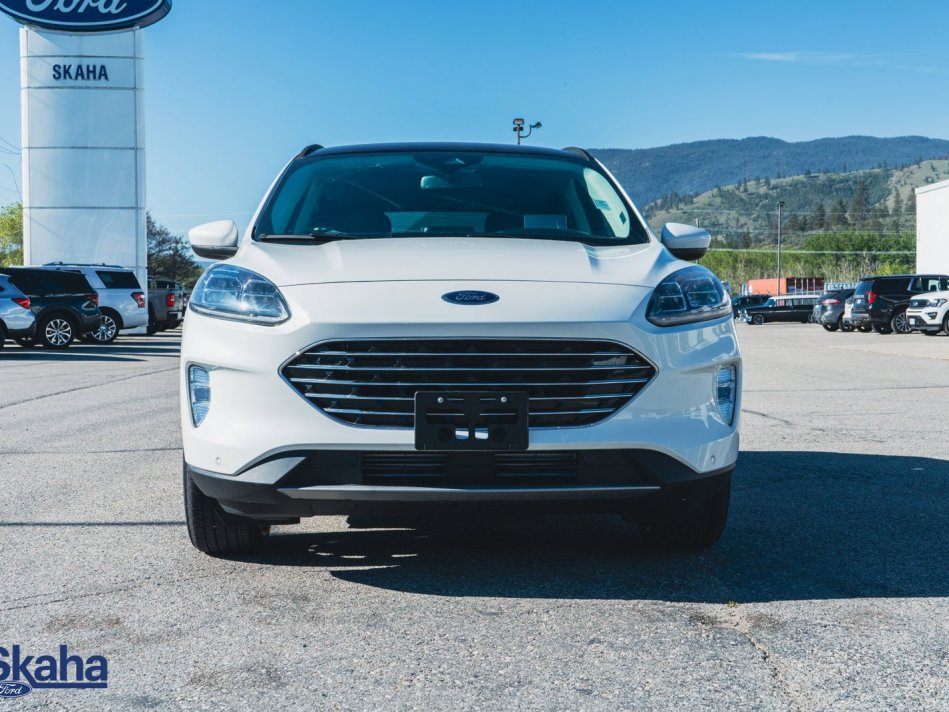 FORD Escape Titanium 1FMCU9J9XNUA73116 22410