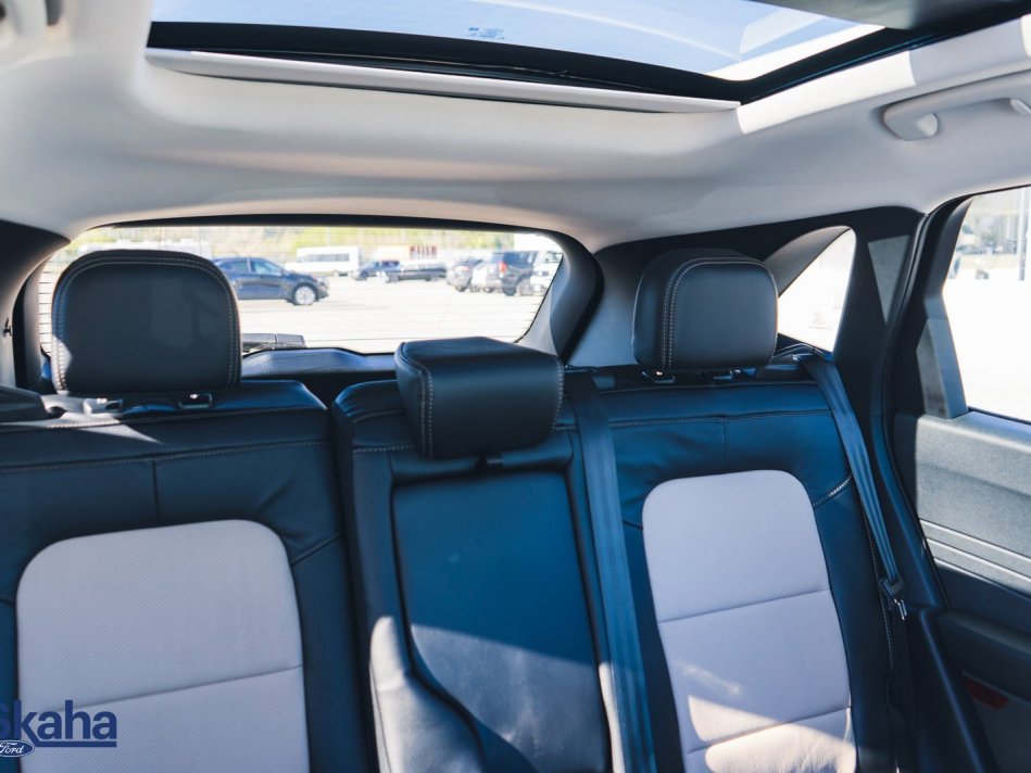 FORD Escape Titanium 1FMCU9J9XNUA73116 22416