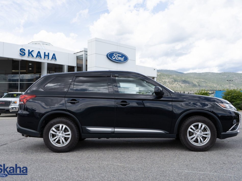 MITSUBISHI Outlander ES AWC | Air Conditioning! Apple CarPlay Android Auto JA4AZ2A3XJZ602832 22722