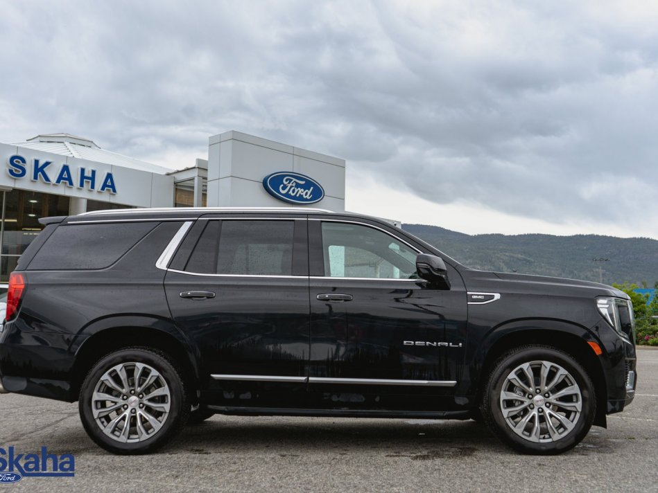 GMC Yukon 4WD 4dr Denali | Panoramic Roof! 1GKS2DKL6NR135752 22857