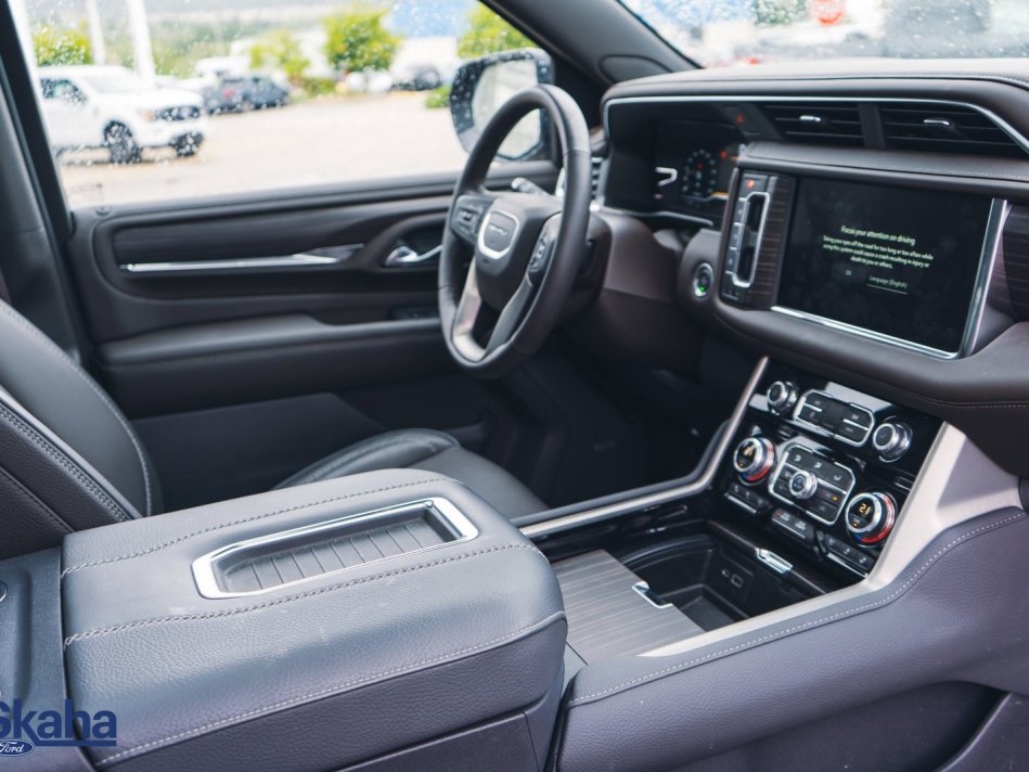 GMC Yukon 4WD 4dr Denali | Panoramic Roof! 1GKS2DKL6NR135752 22860