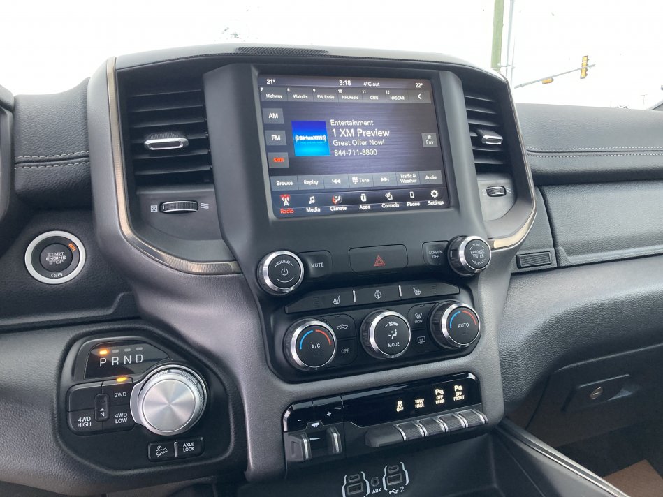 RAM 1500 Rebel 1C6SRFLM8LN337594 71100