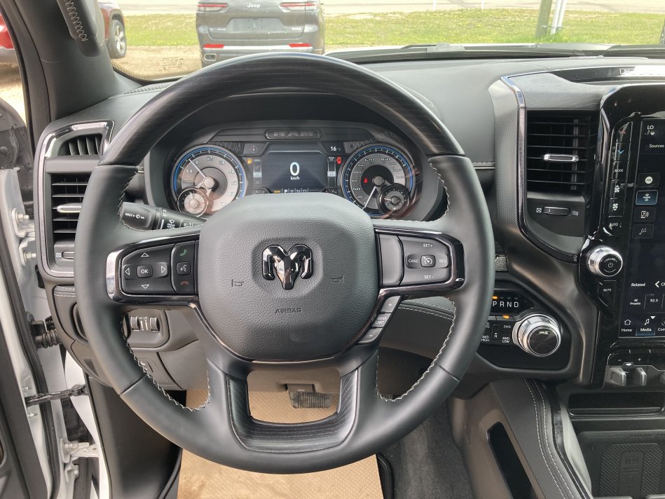 RAM 1500 Limited 1C6SRFHT0NN213368 77504