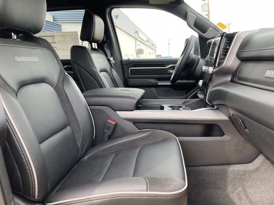 RAM 1500 Laramie 1C6SRFJT5NN182578 75992