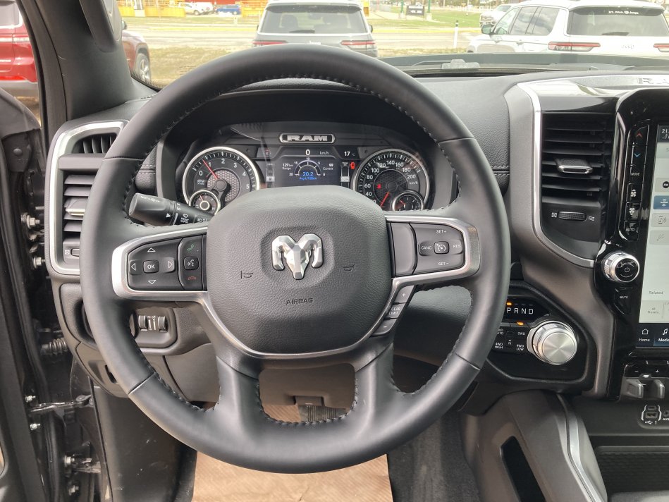 RAM 1500 Laramie 1C6SRFJT5NN182578 75995