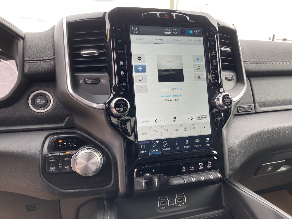 RAM 1500 Laramie 1C6SRFJT5NN182578 75996