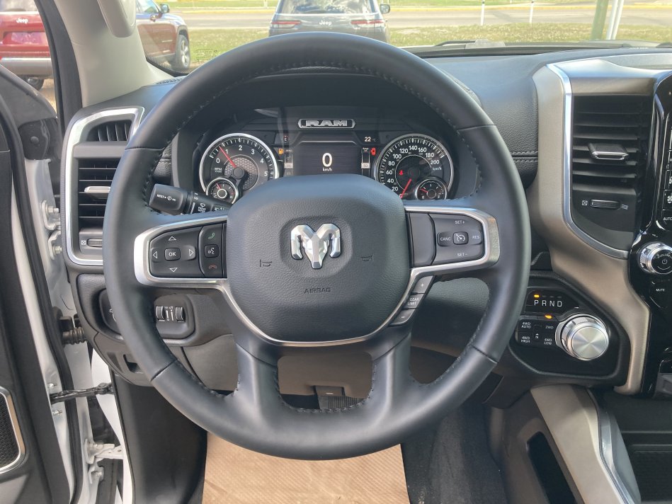 RAM 1500 Laramie 1C6SRFJT4NN213366 78701