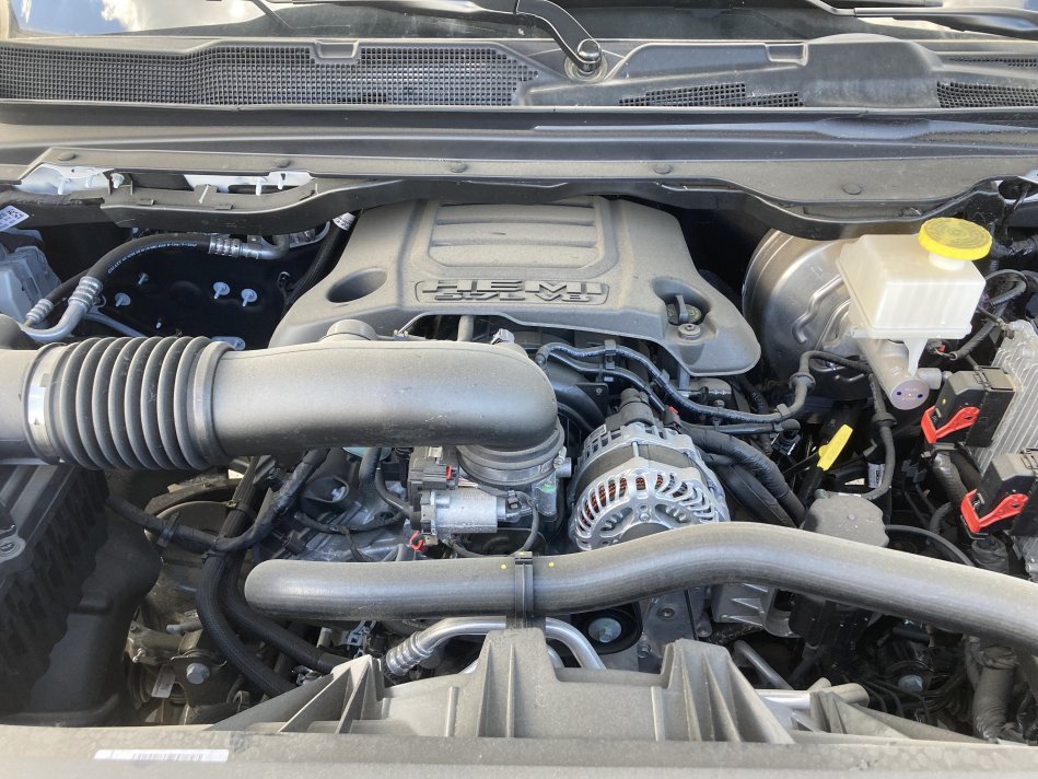 RAM 1500 Laramie 1C6SRFJT4NN213366 78704