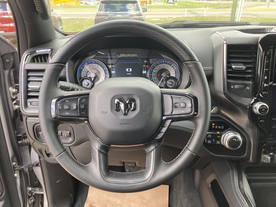 RAM 1500 Limited 1C6SRFHT7NN208958 77518