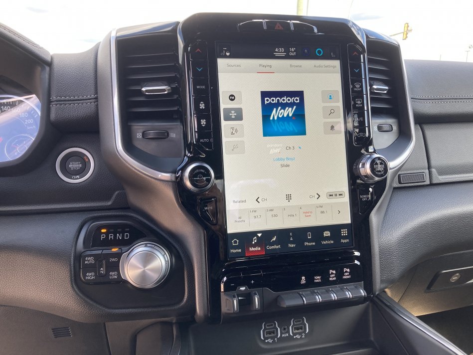 RAM 1500 Laramie 1C6SRFJT7NN182579 77555