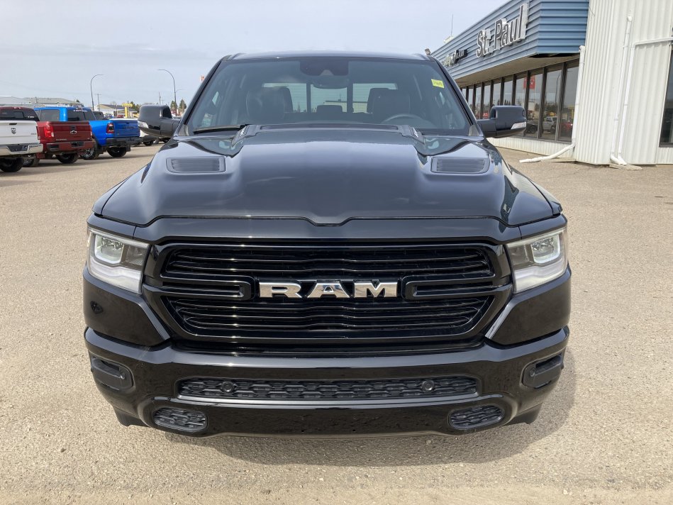 RAM 1500 Laramie 1C6SRFJT0NN188725 76142