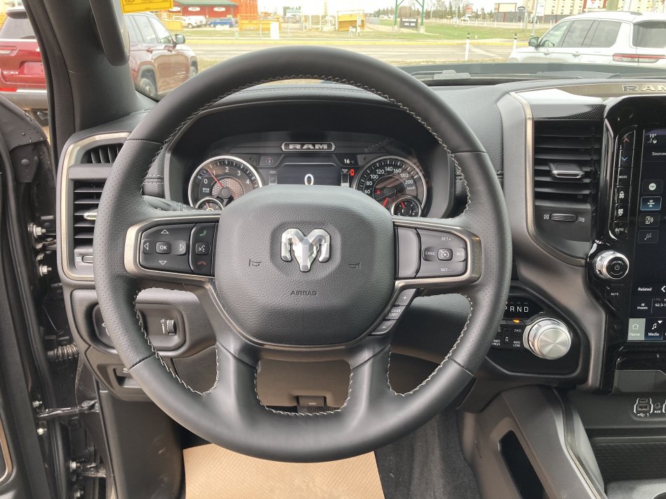 RAM 1500 Sport 1C6SRFVT7NN158616 76081