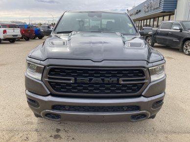 2022 RAM 1500 Sport - Image 2