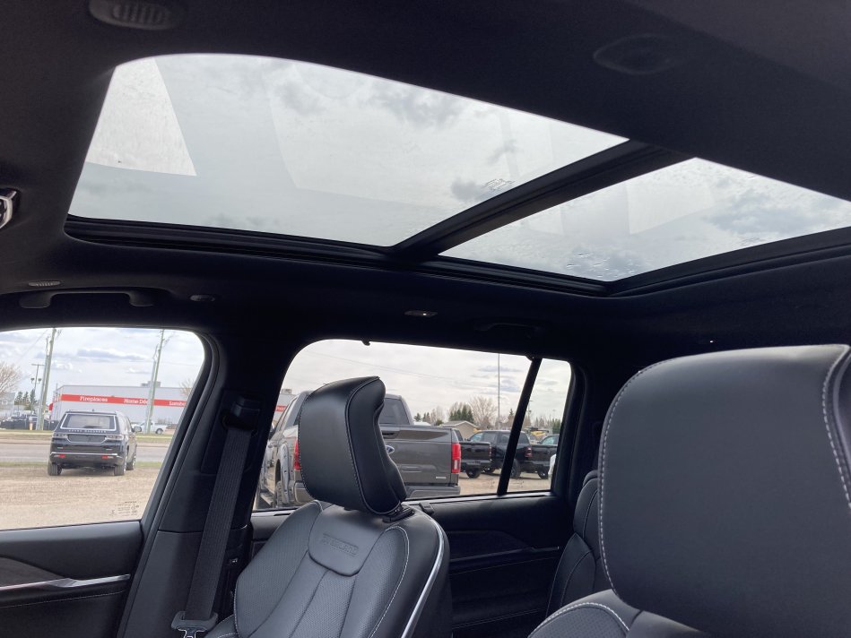 JEEP Grand Cherokee L Overland 1C4RJKDT1N8502187 76099