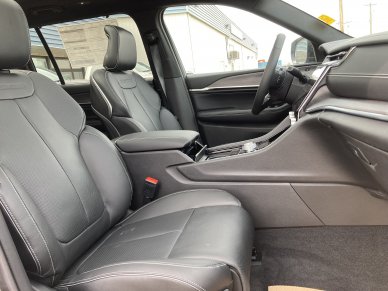 2022 JEEP Grand Cherokee L Overland - Image 8