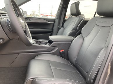 2022 JEEP Grand Cherokee L Overland - Image 10