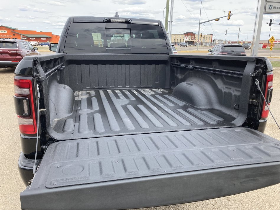 RAM 1500 Sport 1C6SRFTT0NN107400 76043