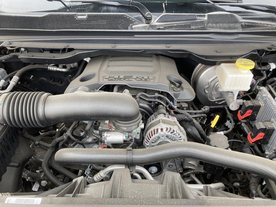 RAM 1500 Sport 1C6SRFTT0NN107400 76052