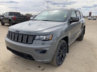 2022 JEEP Grand Cherokee WK Altitude - Image 4