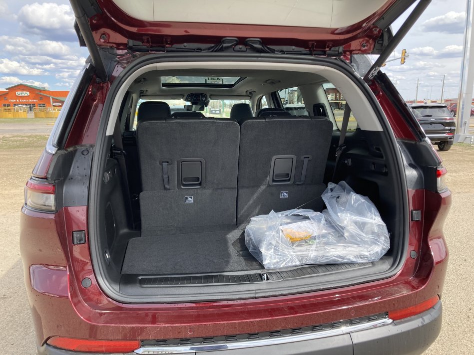 JEEP Grand Cherokee L Limited 1C4RJKBG9N8540014 75923