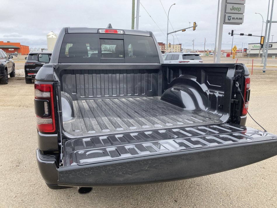 RAM 1500 Sport 1C6SRFVT1NN299147 73860