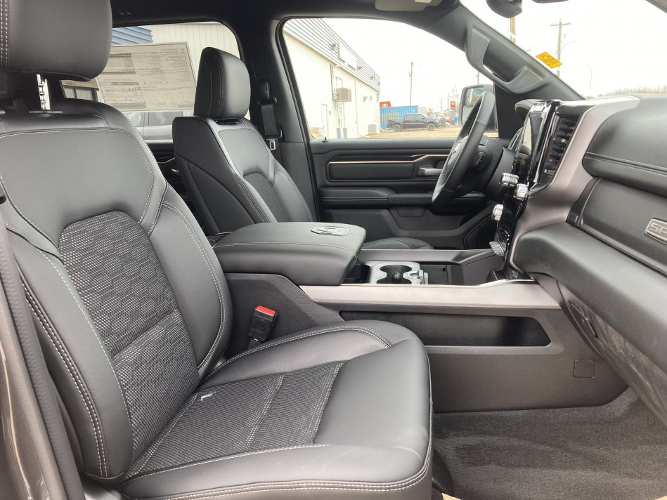 RAM 1500 Sport 1C6SRFVT1NN299147 73862