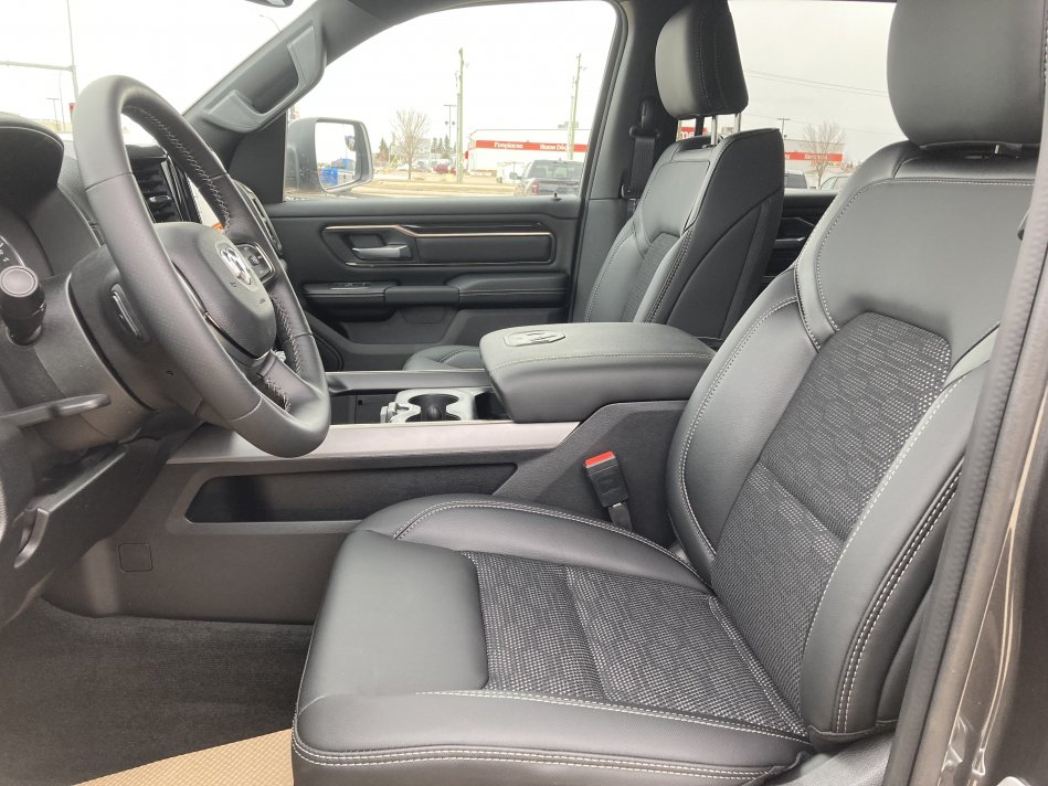 RAM 1500 Sport 1C6SRFVT1NN299147 73864