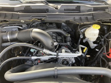2022 RAM 1500 Classic SLT - Image 24