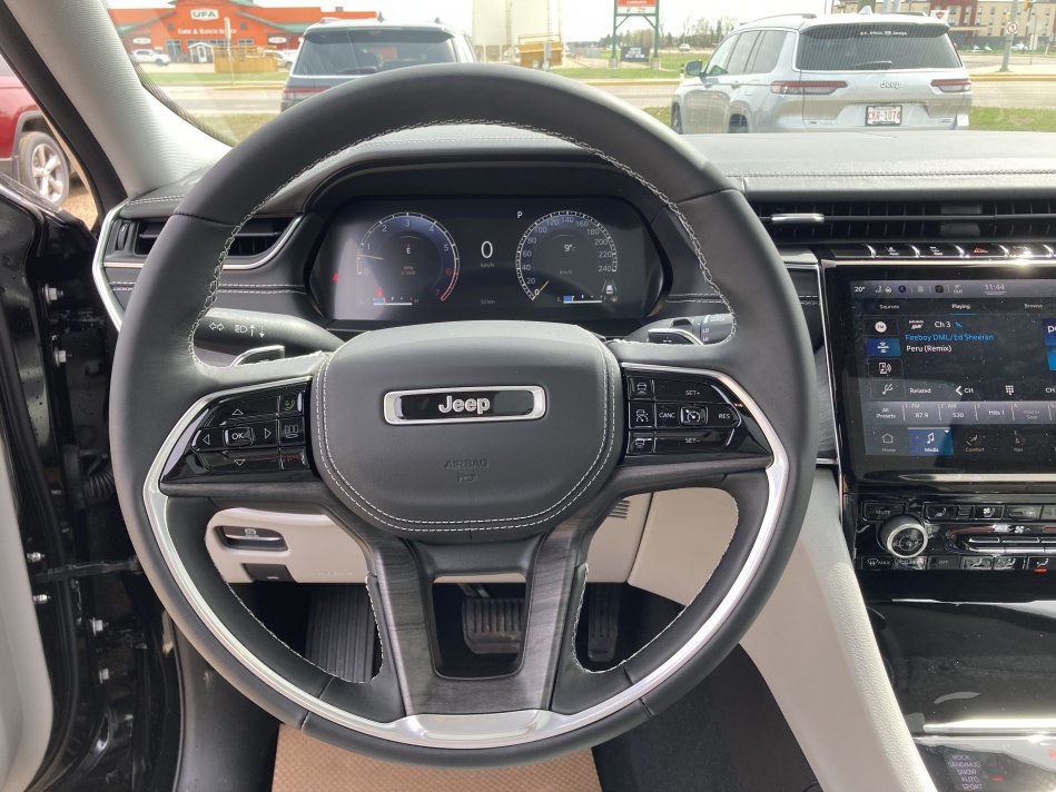 JEEP All-New Grand Cherokee Overland 1C4RJHDT3N8540152 76611