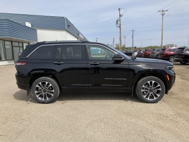 2022 JEEP All-New Grand Cherokee Overland - Image 1