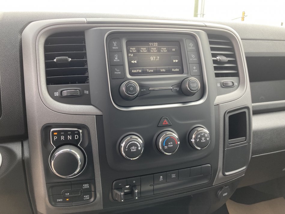 Ram  1500  1C6RR7ST7NS153796 75116