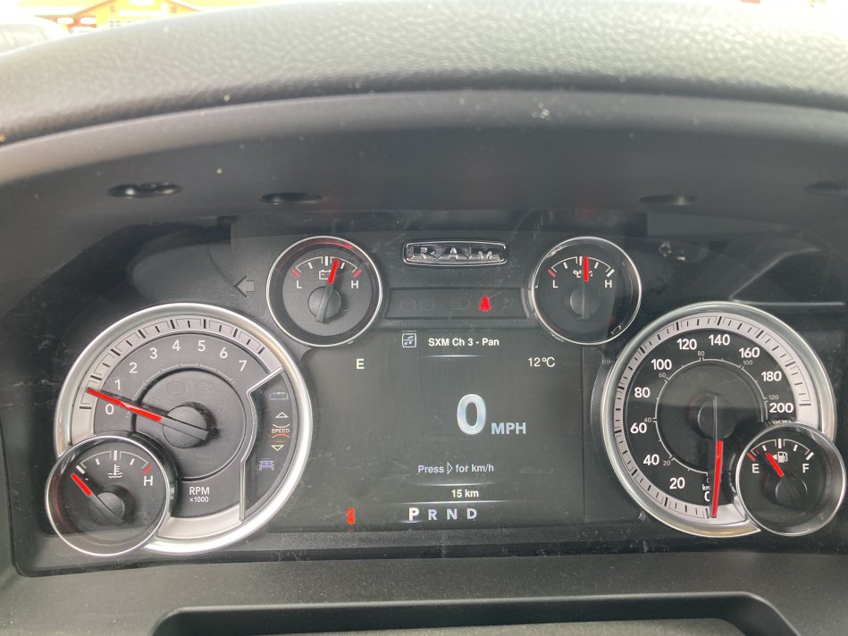 RAM 1500 Classic Night Edition 3C6RR7KT2NG259435 76547