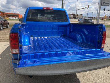 2022 RAM 1500 Classic Night Edition - Image 6