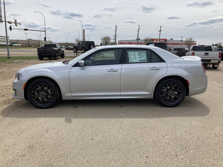 CHRYSLER 300 S 2C3CCAGG2NH154794 76831