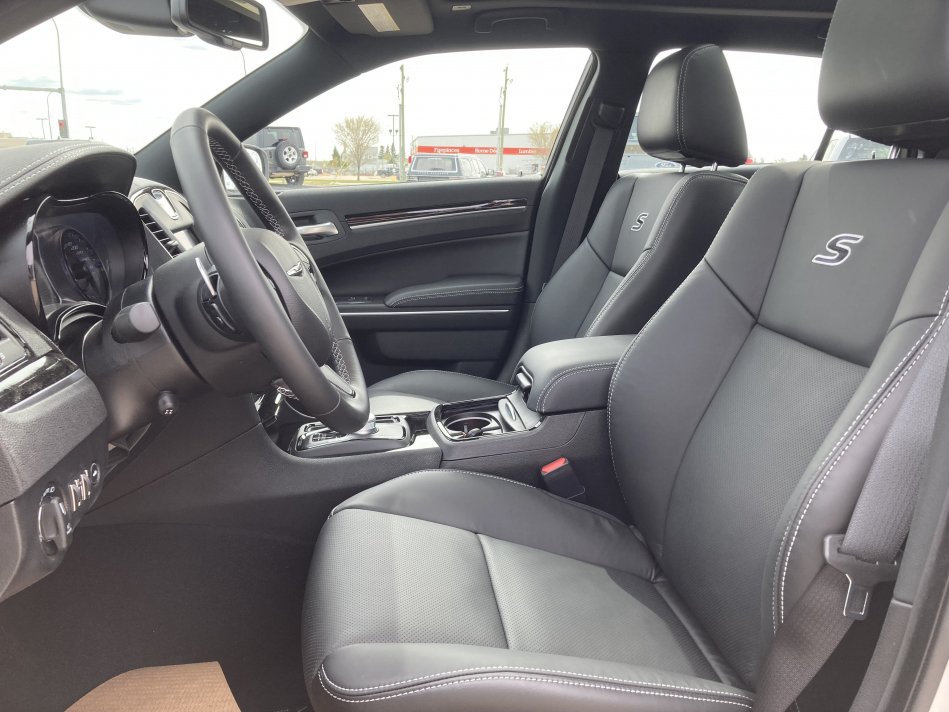 CHRYSLER 300 S 2C3CCAGG2NH154794 76836