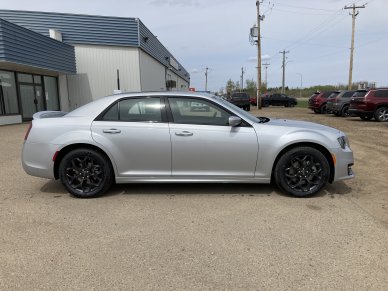 2022 CHRYSLER 300 S - Image 1