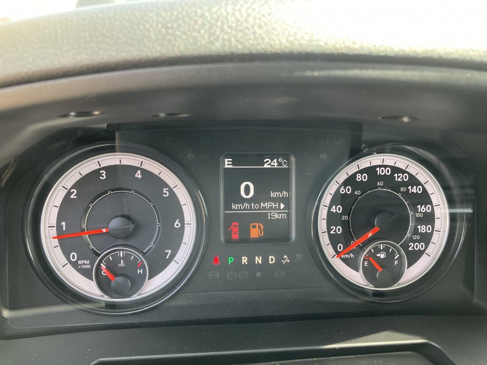 RAM 1500 Classic Tradesman 1C6RR7KT5NS162030 76896