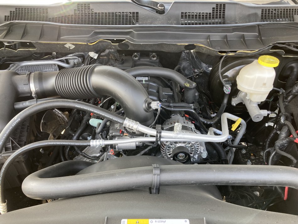 RAM 1500 Classic Tradesman 1C6RR7KT5NS162030 76900