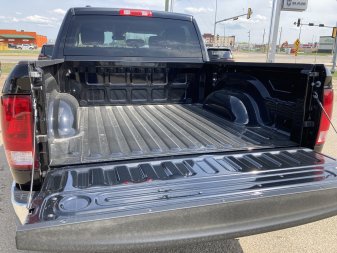 2022 RAM 1500 Classic Tradesman - Image 6