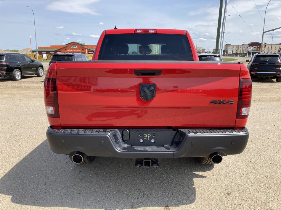 RAM 1500 Classic Warlock 1C6RR7LT2NS155518 76924