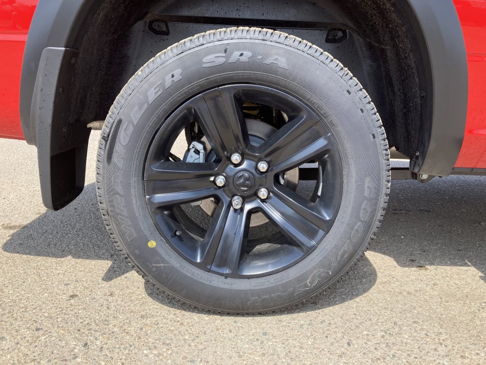 RAM 1500 Classic Warlock 1C6RR7LT2NS155518 76926