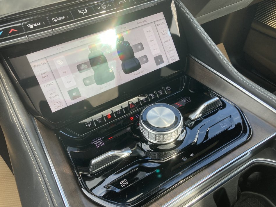 Grand Wagoneer Series I Series I 1C4SJVEJ3NS197424 77187