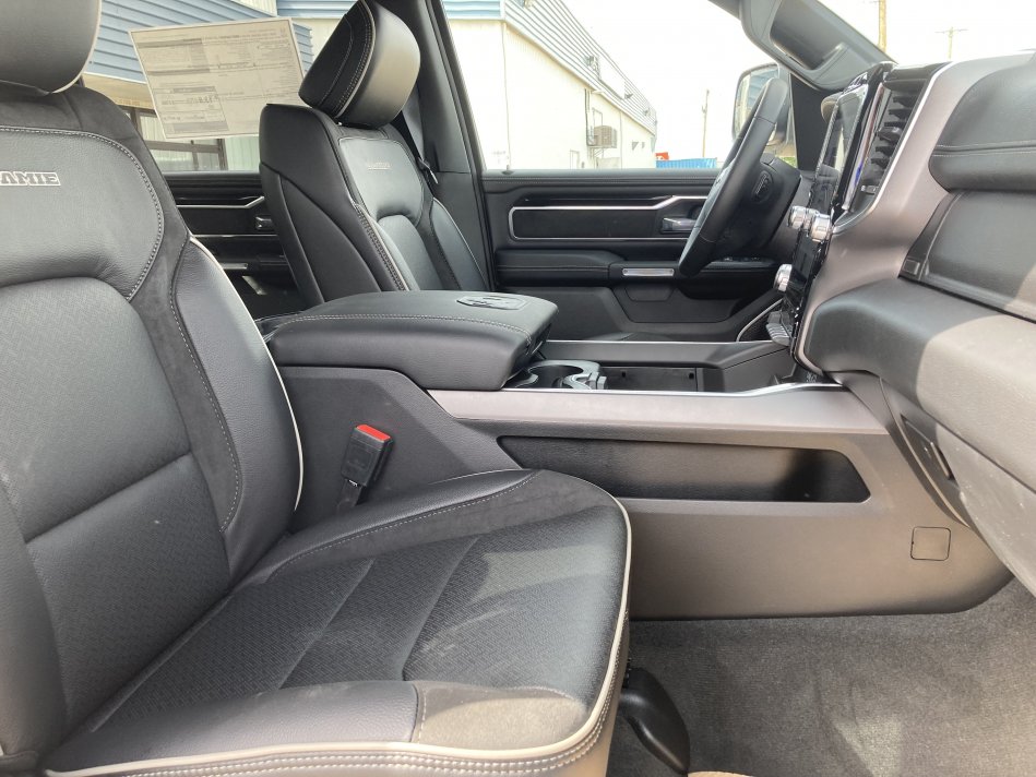 RAM 1500 Laramie 1C6SRFJT4NN248652 78619