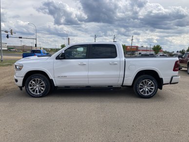 2022 RAM 1500 Laramie - Image 3